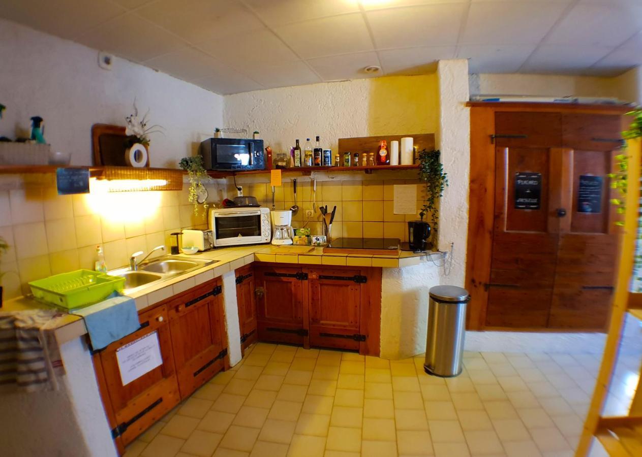 Gite Du Caf De Montpellier Saint-Guilhem-le-Desert Exterior foto